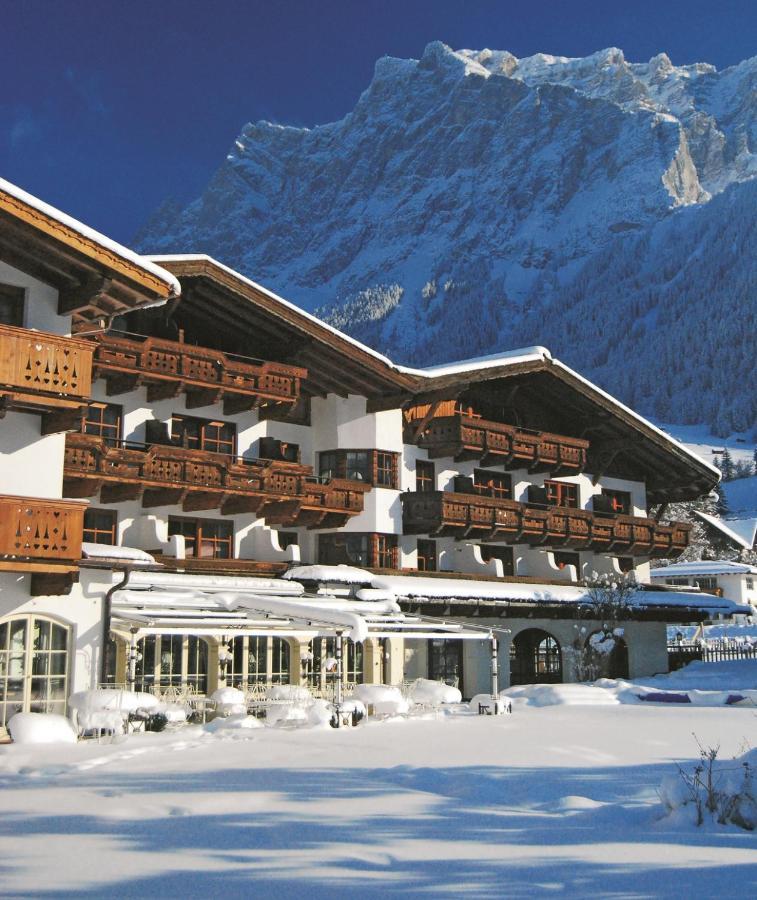 Hotel Tirolerhof - Familotel Zugspitze แอห์วัลด์ ภายนอก รูปภาพ