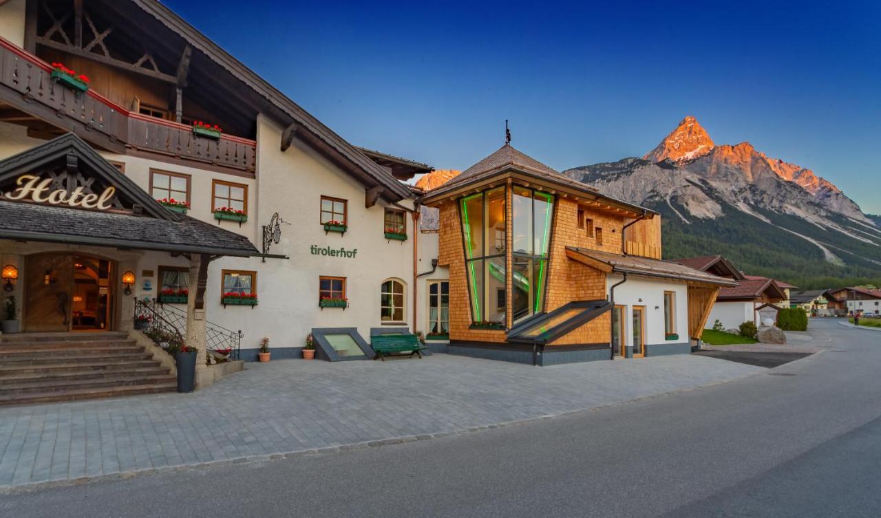 Hotel Tirolerhof - Familotel Zugspitze แอห์วัลด์ ภายนอก รูปภาพ
