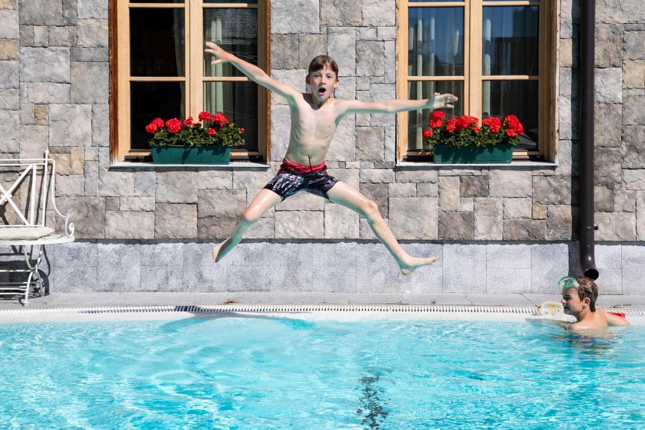 Hotel Tirolerhof - Familotel Zugspitze แอห์วัลด์ ภายนอก รูปภาพ