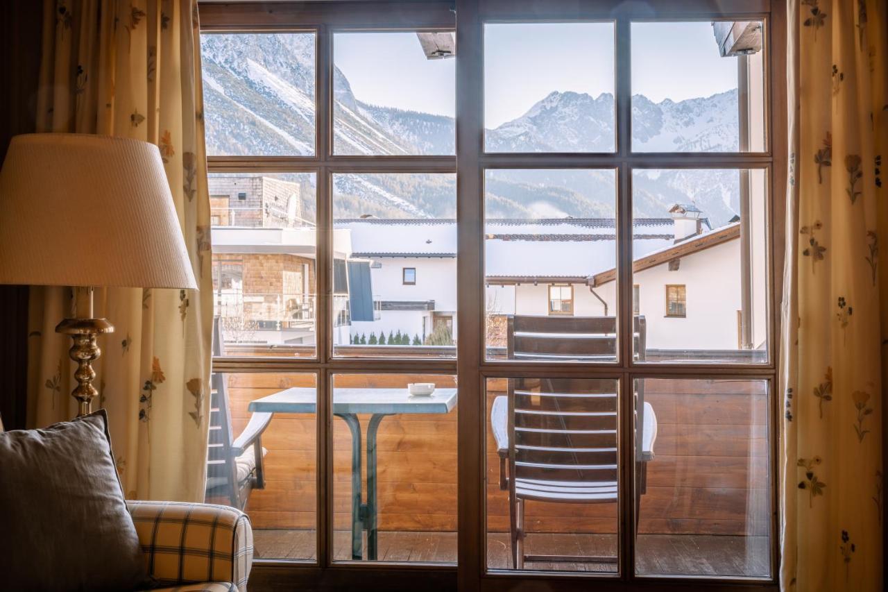 Hotel Tirolerhof - Familotel Zugspitze แอห์วัลด์ ภายนอก รูปภาพ