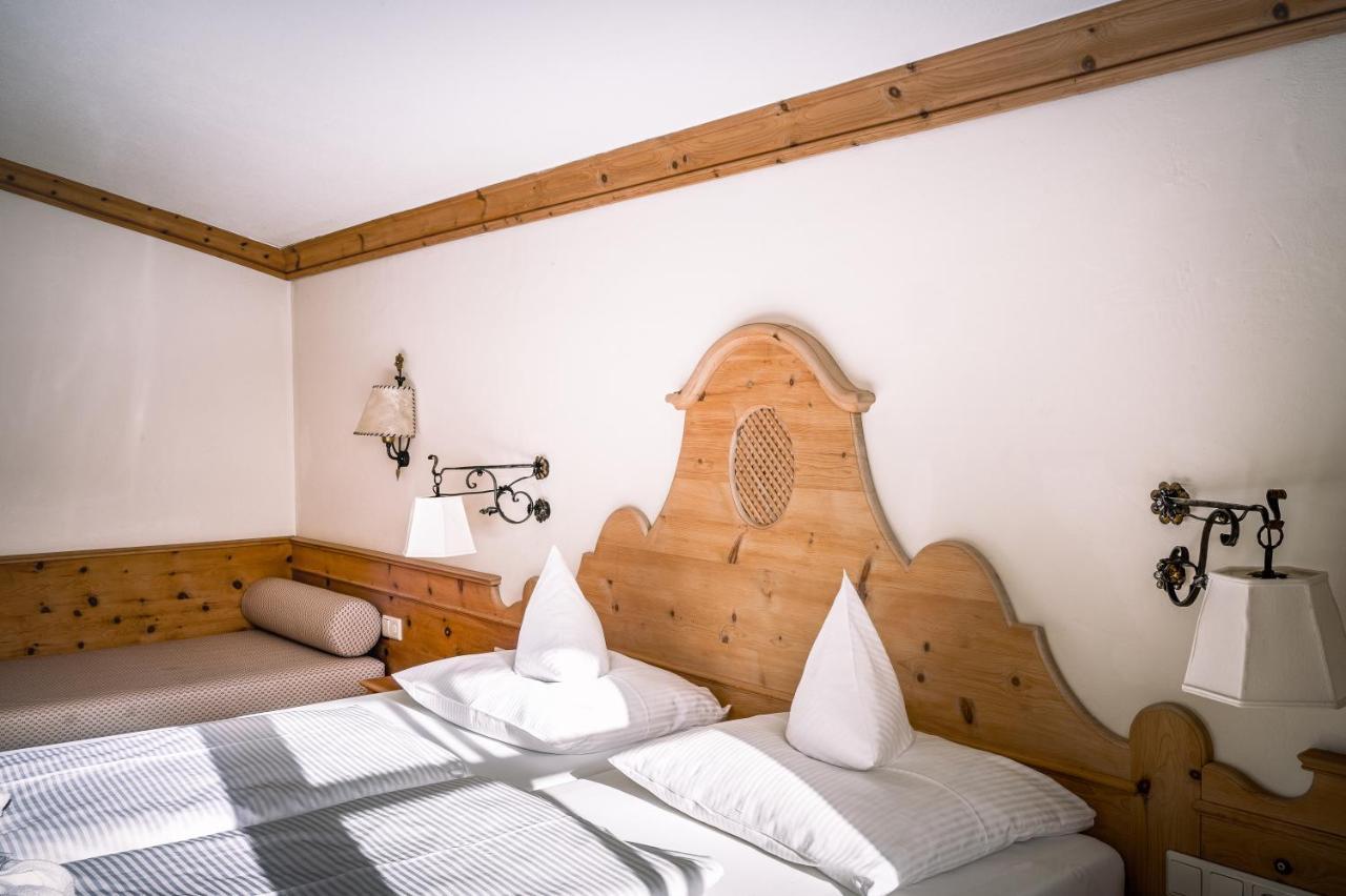 Hotel Tirolerhof - Familotel Zugspitze แอห์วัลด์ ภายนอก รูปภาพ