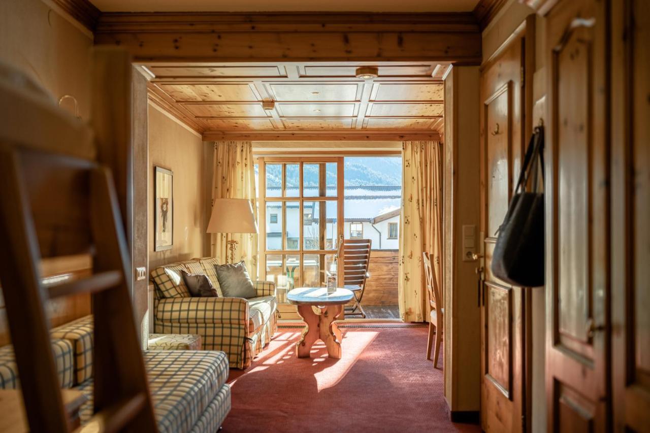Hotel Tirolerhof - Familotel Zugspitze แอห์วัลด์ ภายนอก รูปภาพ