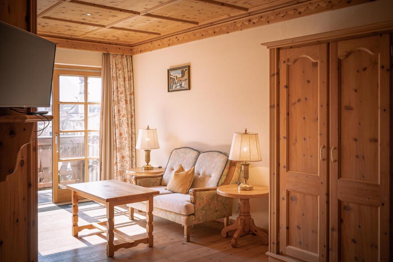 Hotel Tirolerhof - Familotel Zugspitze แอห์วัลด์ ภายนอก รูปภาพ