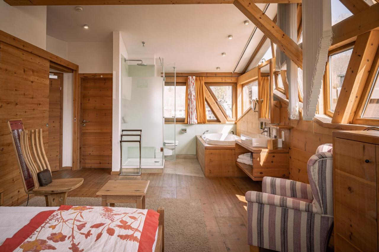 Hotel Tirolerhof - Familotel Zugspitze แอห์วัลด์ ภายนอก รูปภาพ